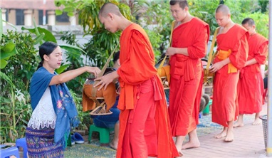 Great Laos And Vietnam 15 Days